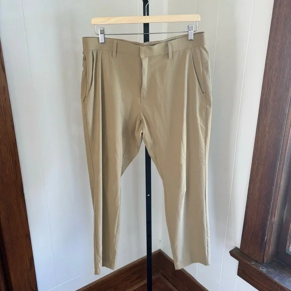 Fabletics Only Pant Tan Athleisure Performance Golf Chino Pants Mens 34x27.5 - Picture 4 of 5